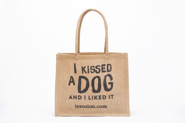 Treusinn - Shopper aus Jute "I kissed a Dog..."