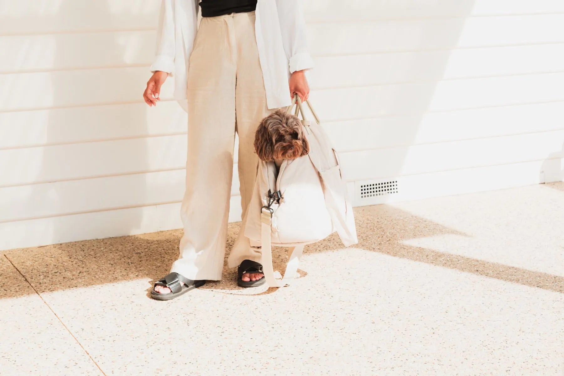 Fuzzyard - Hundetasche und Autositz in grau