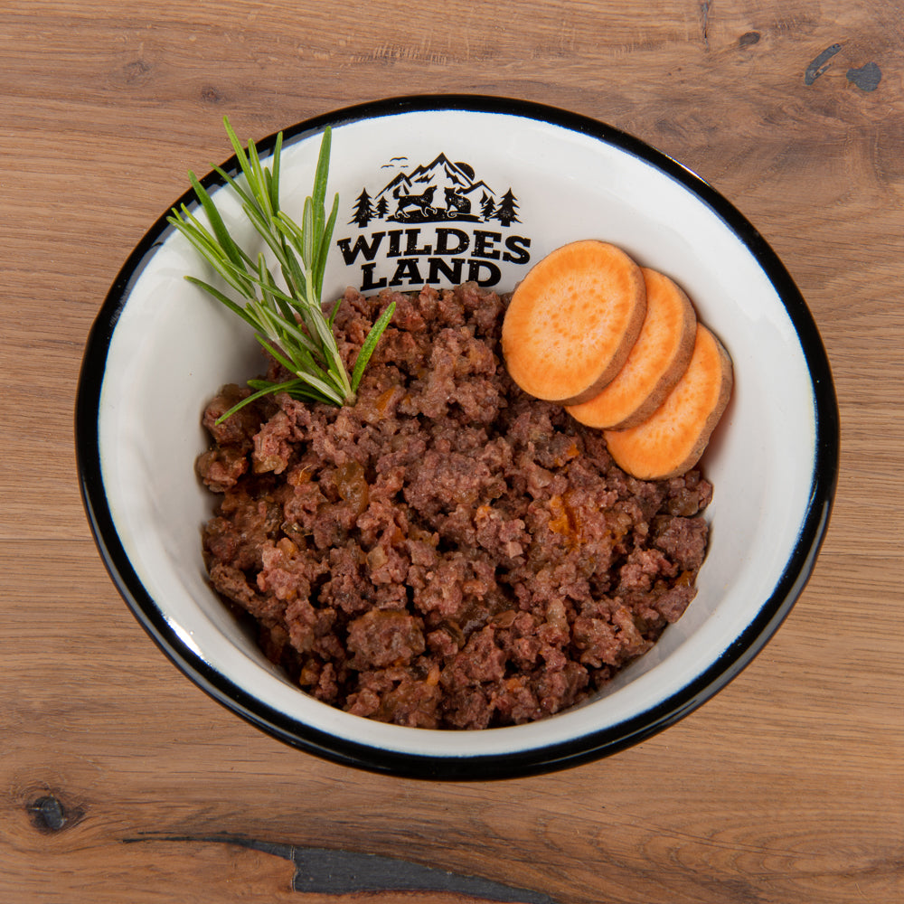 Wildes Land - Classic "Pferd mit Süßkartoffeln, Wildkräutern und Distelöl" 800g