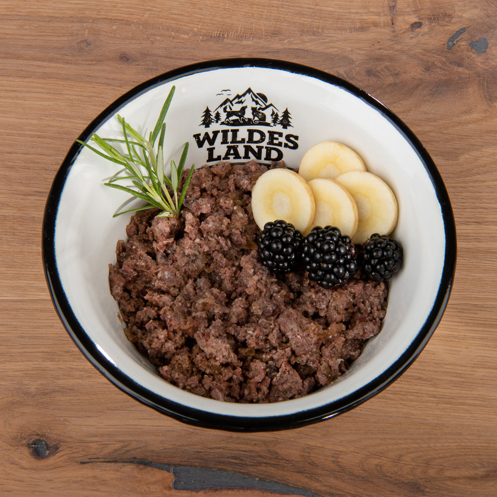 Wildes Land - Classic "Wildschwein mit Pastinake, Brombeeren, Wildkräutern und Distelöl" 400g
