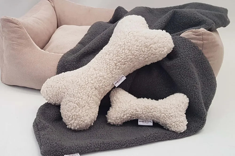 DOGS in the CITY - Plüschknochen "Paddy Creme" in XL